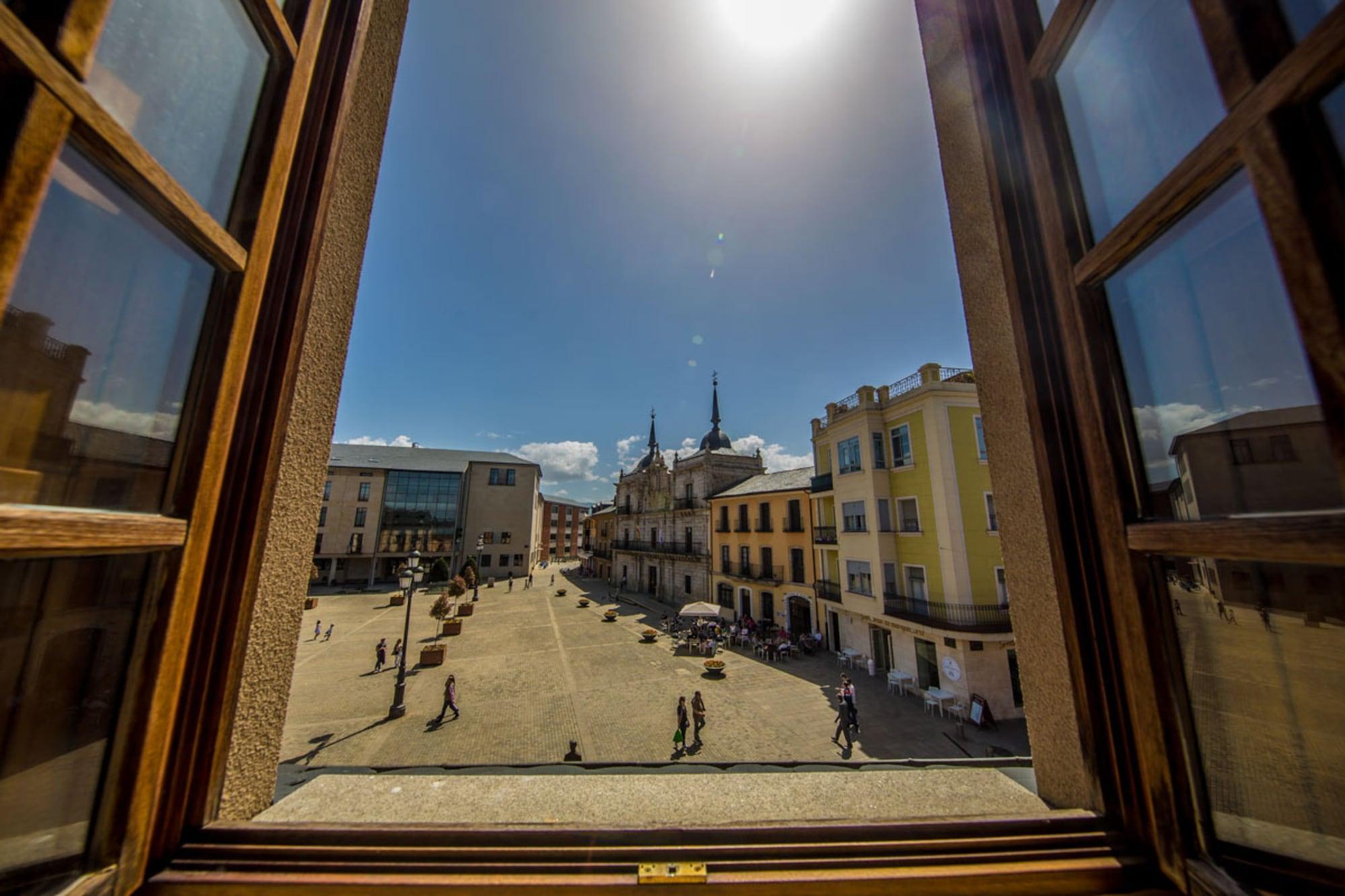 Hotel Aroi Bierzo Plaza 3*