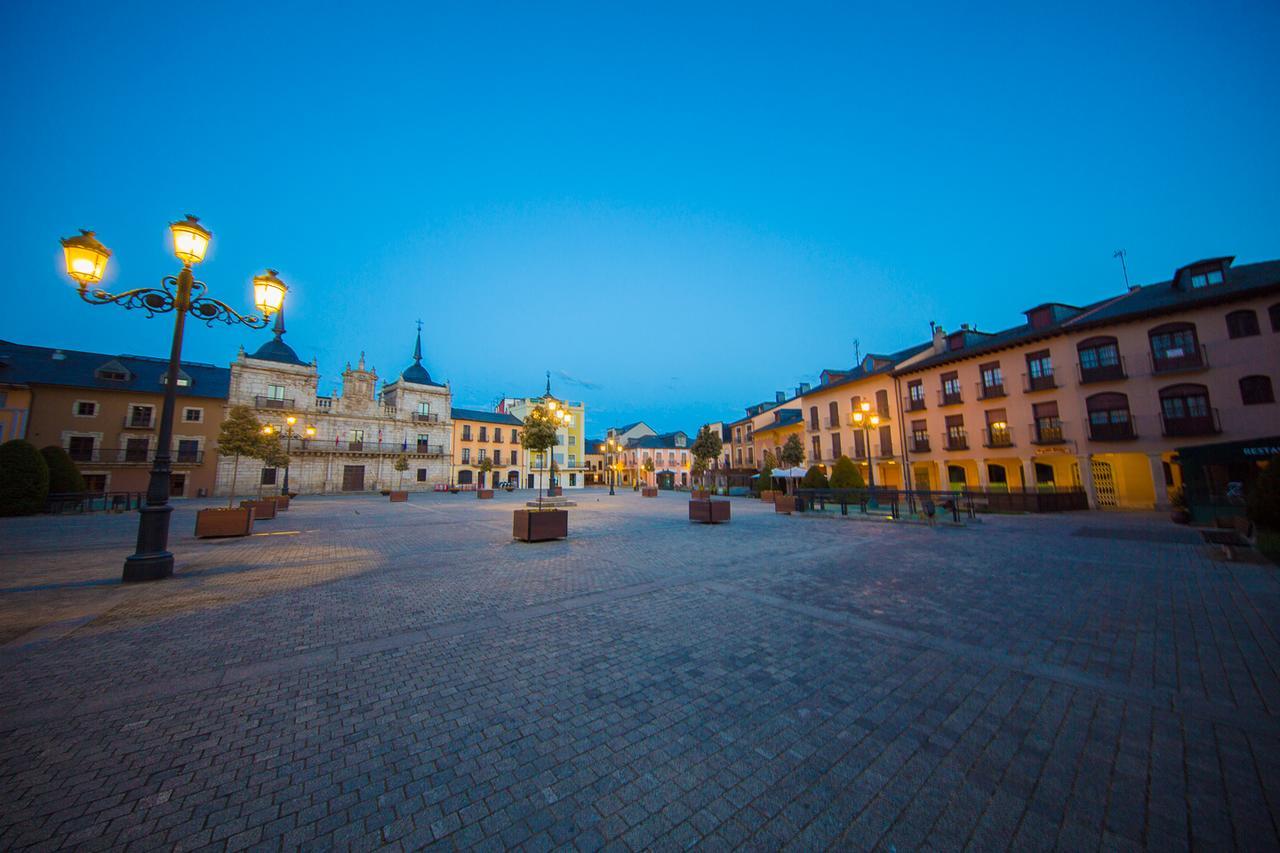 Aroi Bierzo Plaza Hotel